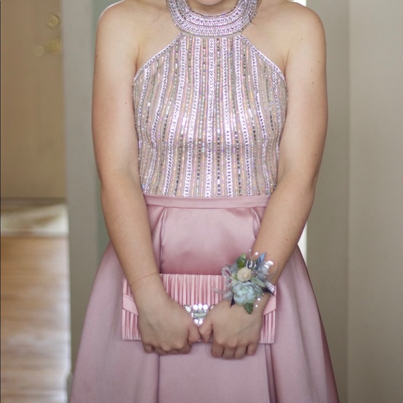 Gorgeous Mauve Taffeta Prom Halter Prom Dress - Picture 4 of 6